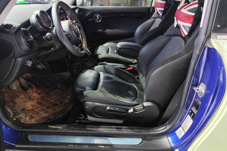 Used MINI 2019 1.5T COOPER Artist Left Front Seat