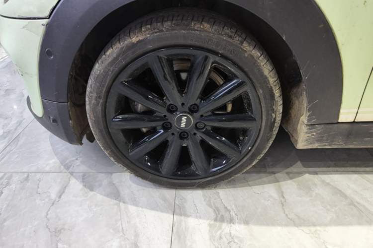 Used MINI 2019 1.5T COOPER Artist Left Front Wheel Hub