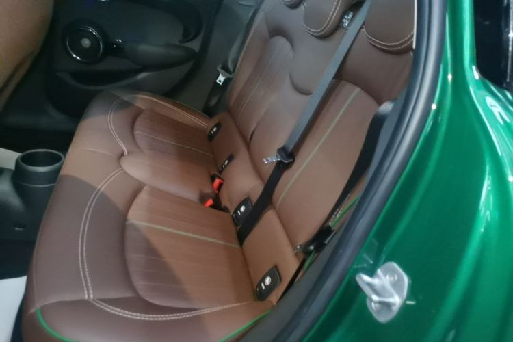 Used MINI 2019 1.5T COOPER 60th Anniversary Edition Five-Door Version Left Rear Seat