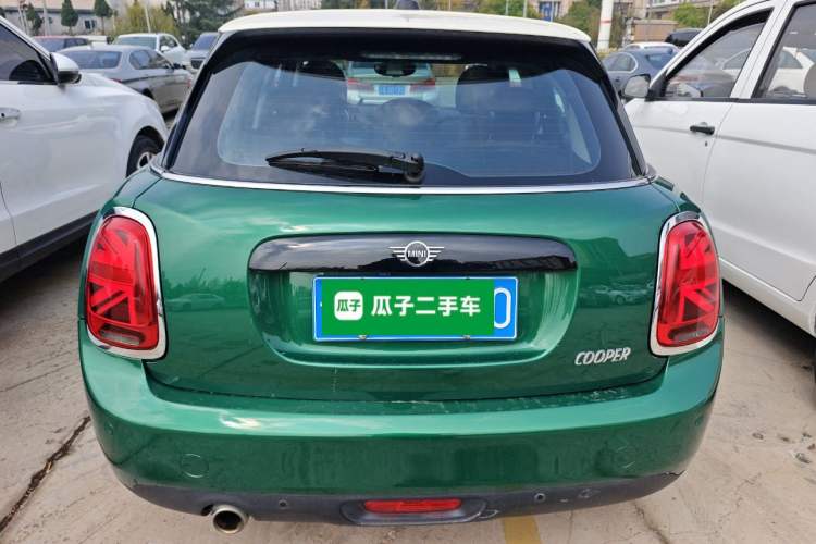 Used MINI 2019 1.5T COOPER Artist Five-Door Edition Rear