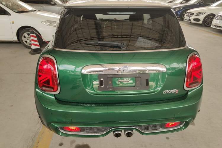 Used MINI 2019 2.0T COOPER S Classic Edition Rear