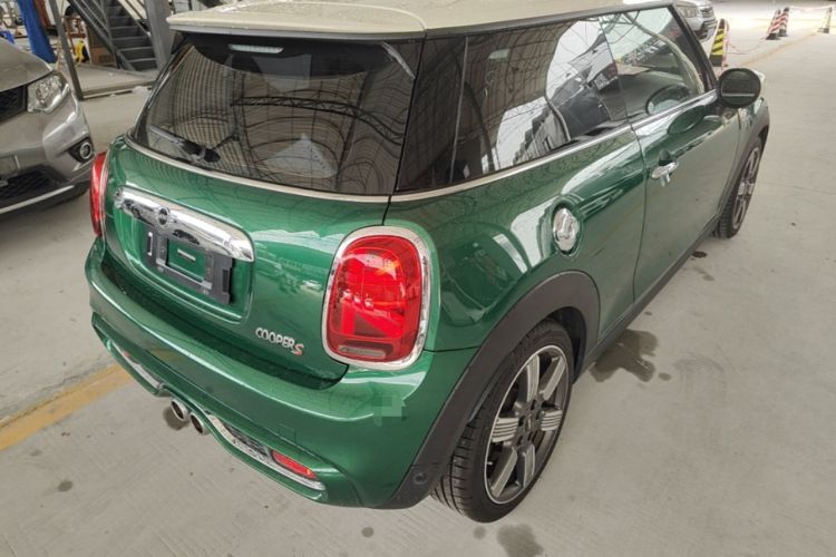 Used MINI 2019 2.0T COOPER S Classic Edition Rear Right 45 Deg