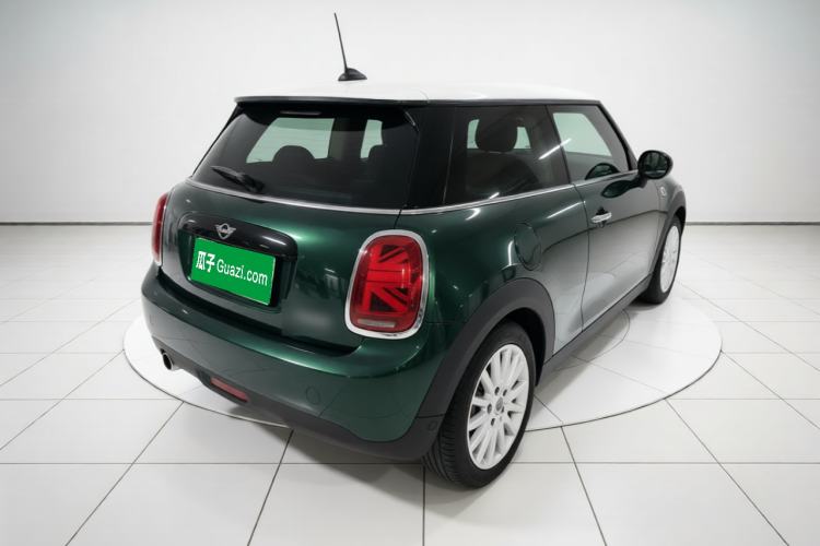Used MINI 2019 1.5T COOPER Classic Edition Rear Right 45 Deg