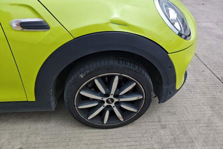Used MINI 2019 1.5T COOPER CABRIO Artist Right Front Wheel Hub