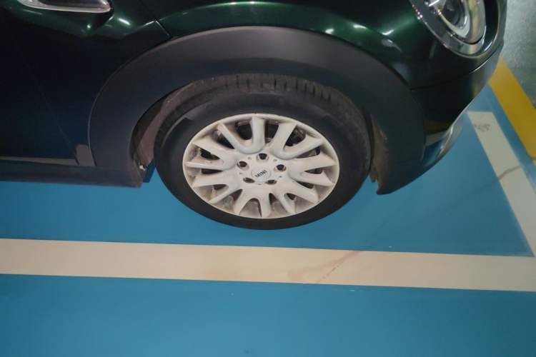 Used MINI 2019 1.5T COOPER Classic Edition Right Front Wheel Hub