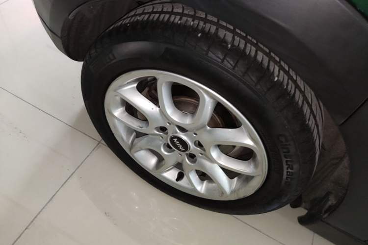 Used MINI 2019 1.5T ONE Five-Door Edition Right Rear Wheel Hub