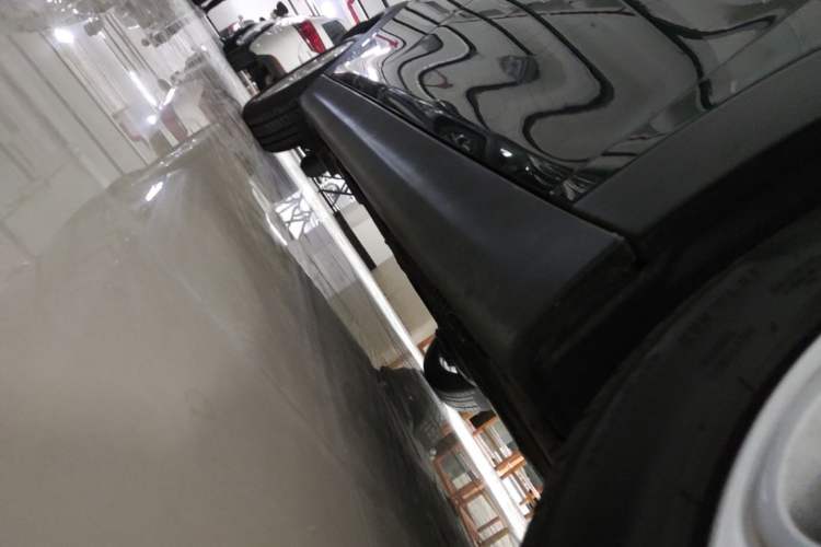 Used MINI 2019 1.5T ONE Five-Door Edition Right Side Sill