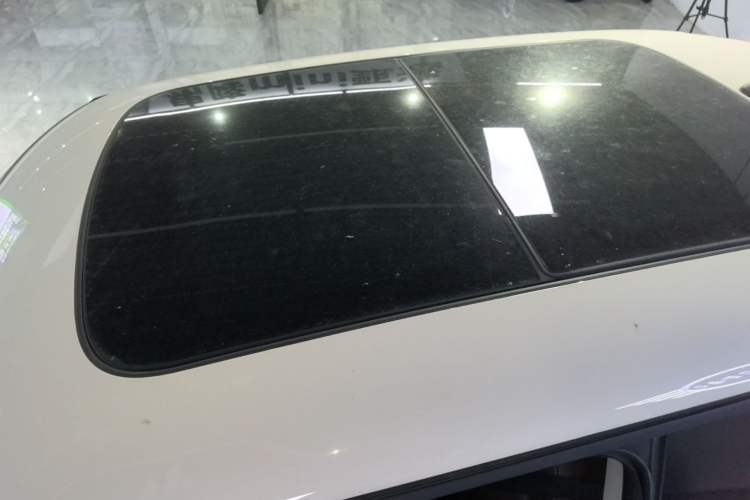 Used MINI 2019 1.5T COOPER 60th Anniversary Edition Roof