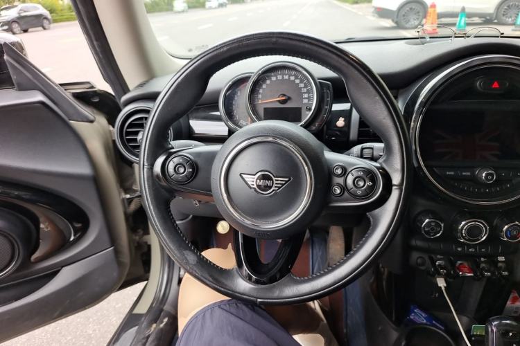 Used MINI 2019 1.5T COOPER Classic Edition Steering Wheel