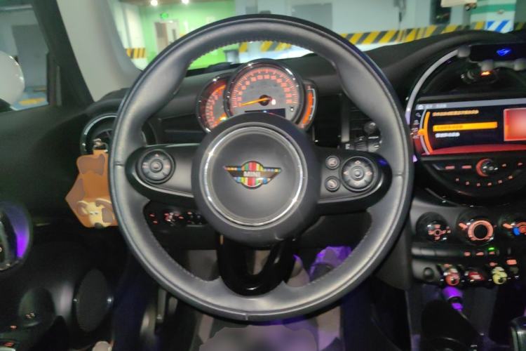 Used MINI 2019 1.5T COOPER Classic Edition Steering Wheel