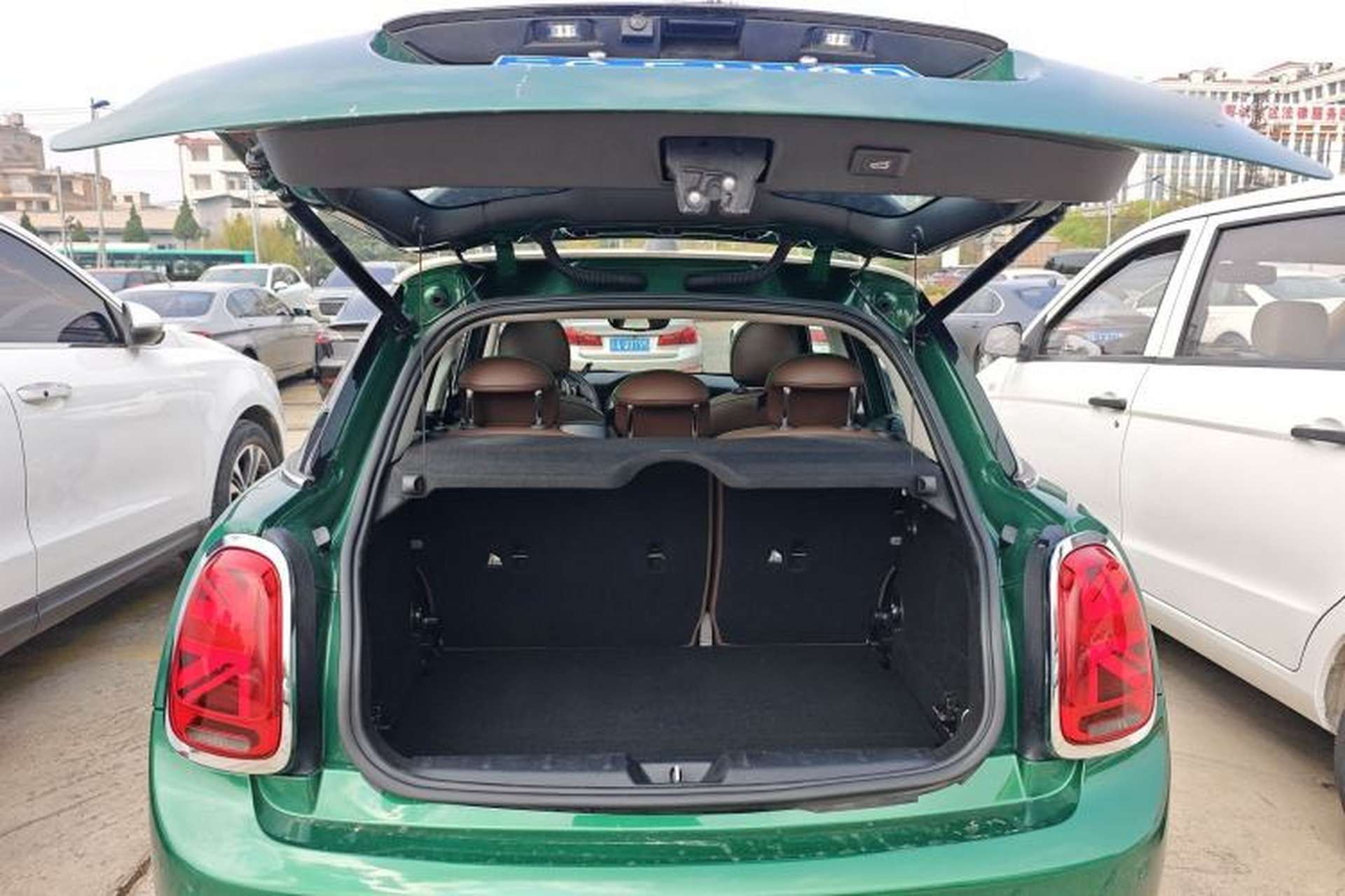 Used MINI 2019 1.5T COOPER Artist Five-Door Edition Trunk