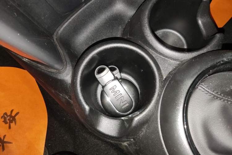 Used MINI 2019 1.5T ONE Five-Door Edition Vehicle Key