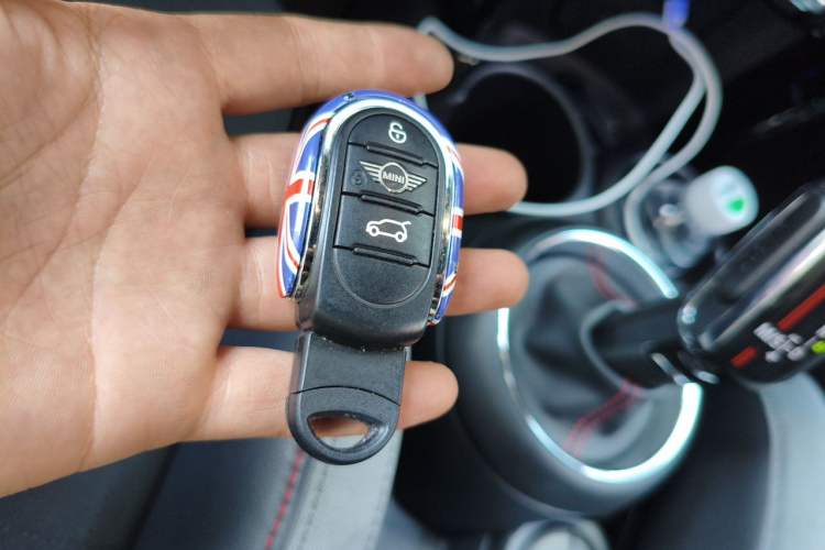 Used MINI 2019 2.0T COOPER S Racing Edition Five-Door Version Vehicle Key