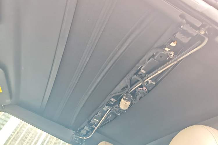 Used MINI 2019 1.5T COOPER CABRIO Artist Headliner