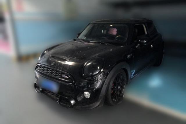 Used MINI 2019 2.0T COOPER S Artist