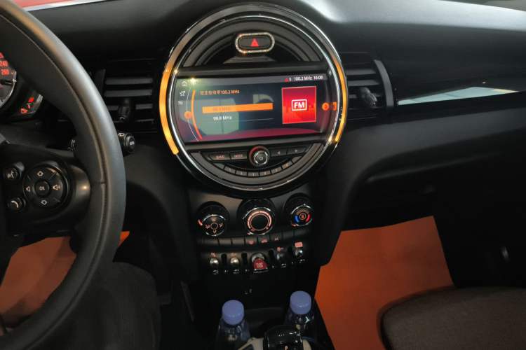 Used MINI 2019 1.5T COOPER Classic Edition Audio And AC Panel
