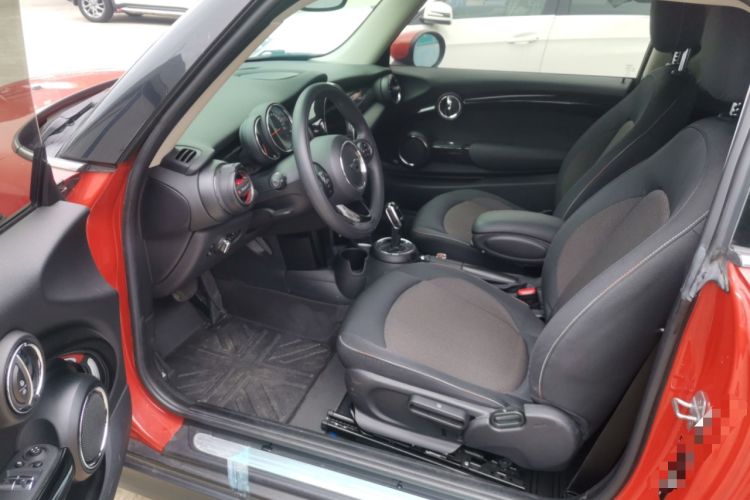 Used MINI 2019 1.5T ONE PLUS Driver Seat