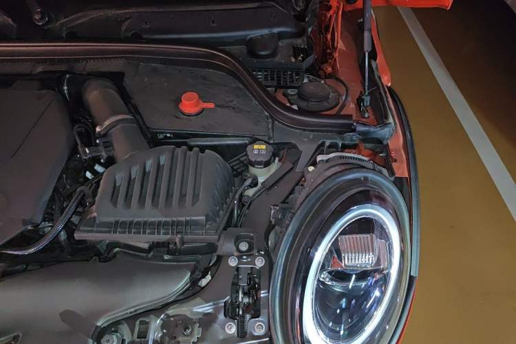 Used MINI 2019 1.5T COOPER Artist Engine Bay Left