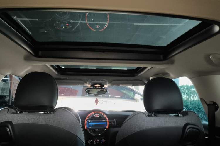 Used MINI 2019 1.5T COOPER Classic Edition Headliner