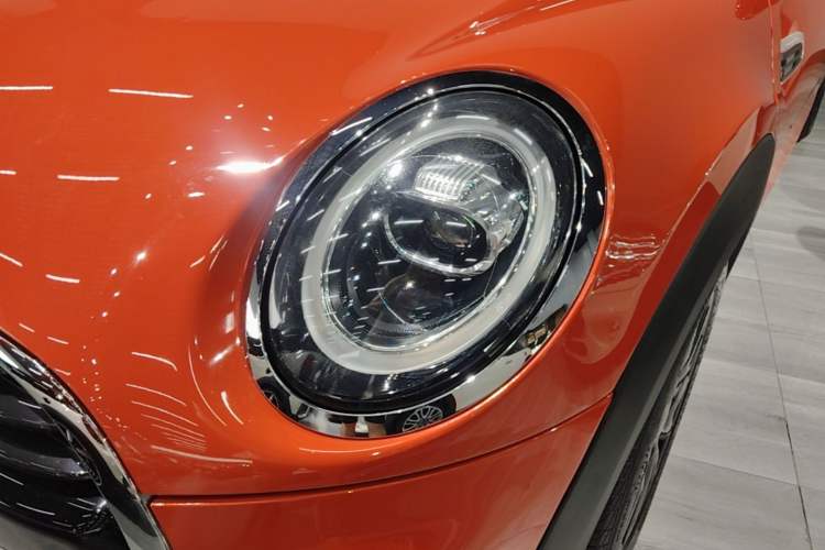 Used MINI 2019 1.5T COOPER Classic Edition Five-Door Version Left Front Headlight