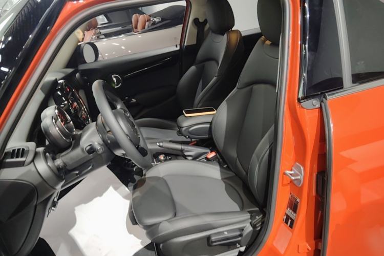 Used MINI 2019 1.5T COOPER Classic Edition Five-Door Version Left Front Seat