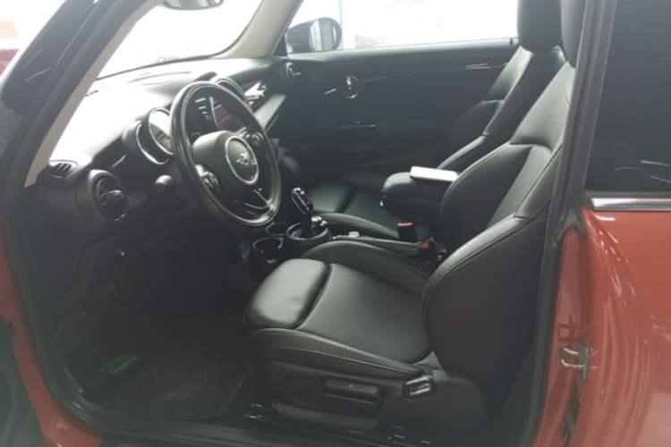 Used MINI 2019 1.5T COOPER Classic Edition Left Front Seat