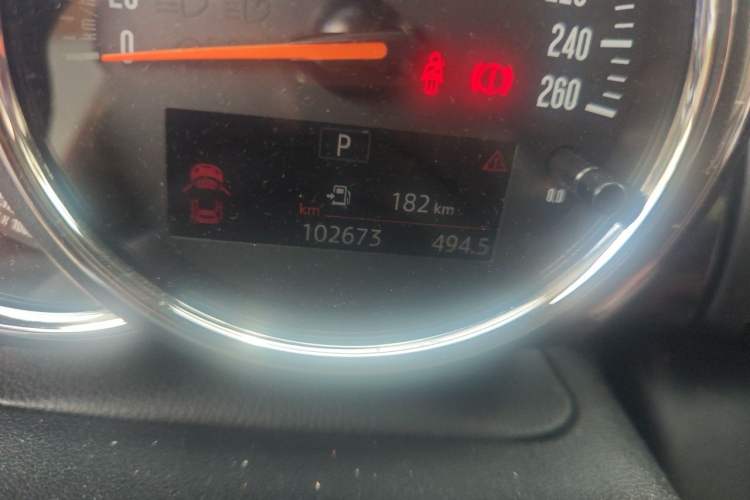 Used MINI 2019 1.5T COOPER Artist Odometer Close Up