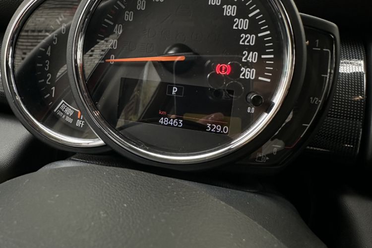 Used MINI 2019 1.5T COOPER Artist Five-Door Edition Odometer Close Up