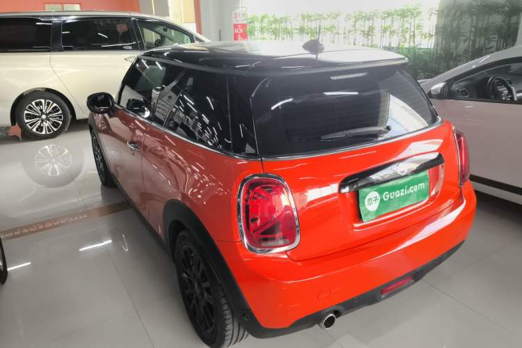 Used MINI 2019 1.5T COOPER Classic Edition Rear Left 45 Deg