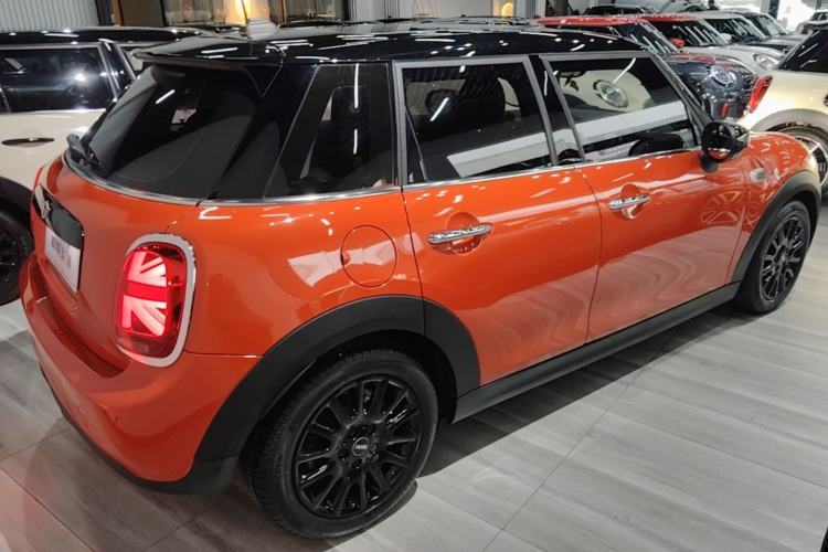 Used MINI 2019 1.5T COOPER Classic Edition Five-Door Version Rear Right 45 Deg