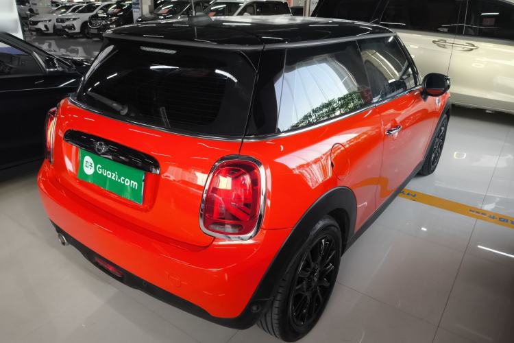 Used MINI 2019 1.5T COOPER Classic Edition Rear Right 45 Deg