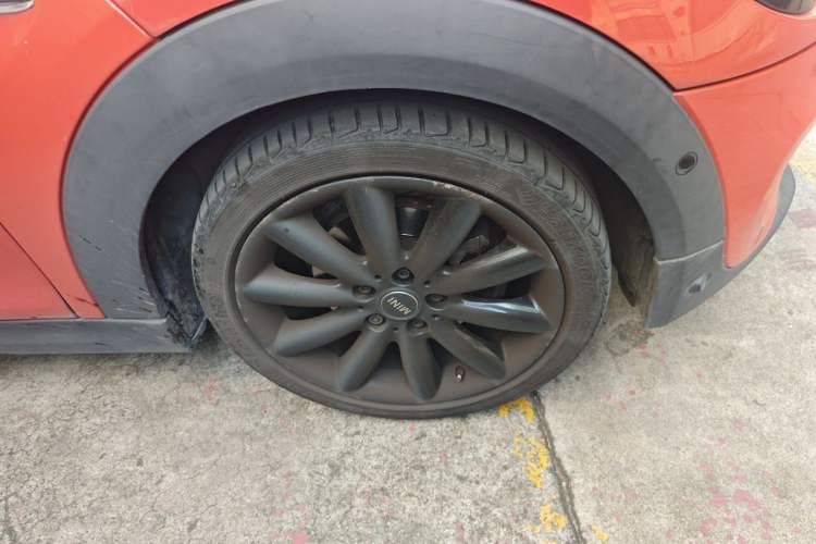 Used MINI 2019 1.5T COOPER Artist Right Front Wheel Hub