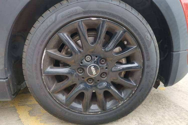 Used MINI 2019 1.5T ONE PLUS Right Front Wheel Hub