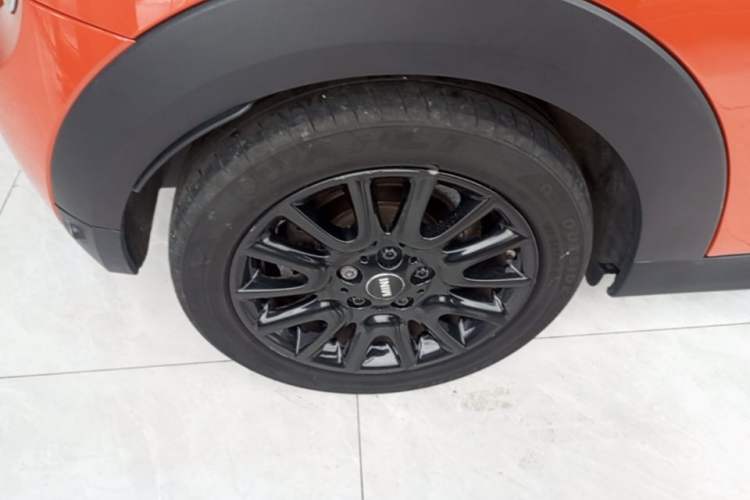 Used MINI 2019 1.5T COOPER Classic Edition Right Rear Wheel Hub