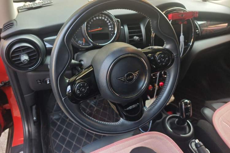 Used MINI 2019 1.5T COOPER Artist Steering Wheel