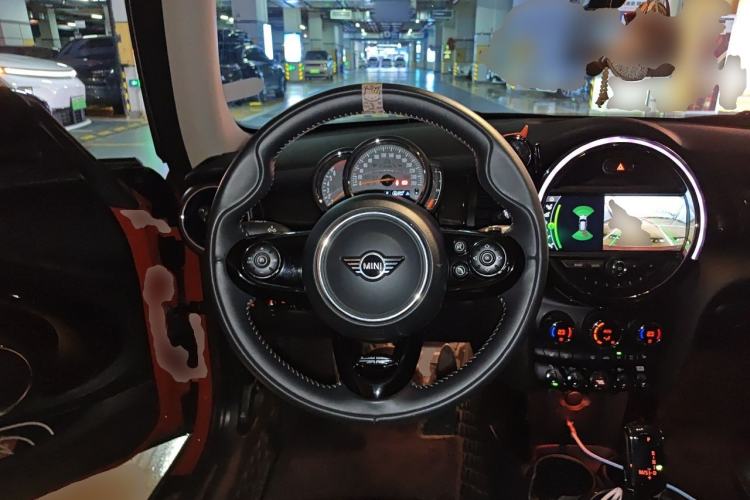 Used MINI 2019 1.5T COOPER Artist Steering Wheel