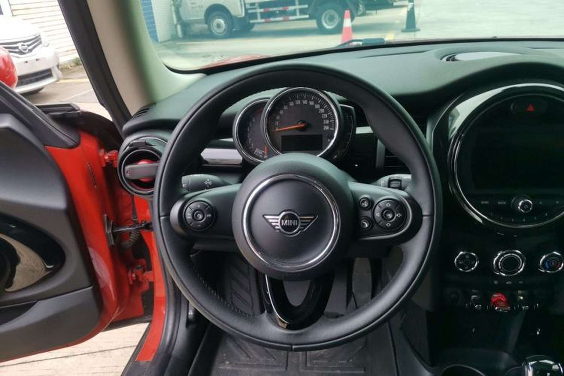 Used MINI 2019 1.5T ONE PLUS Steering Wheel