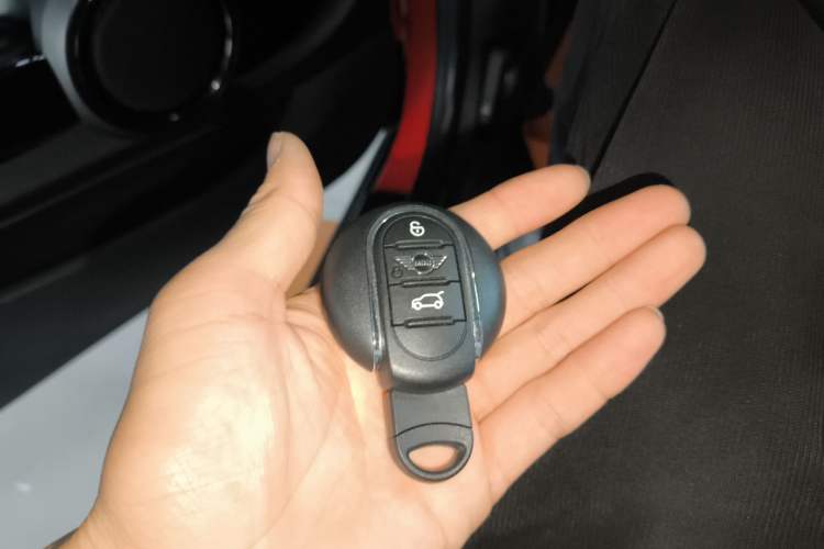 Used MINI 2019 1.5T COOPER Classic Edition Vehicle Key