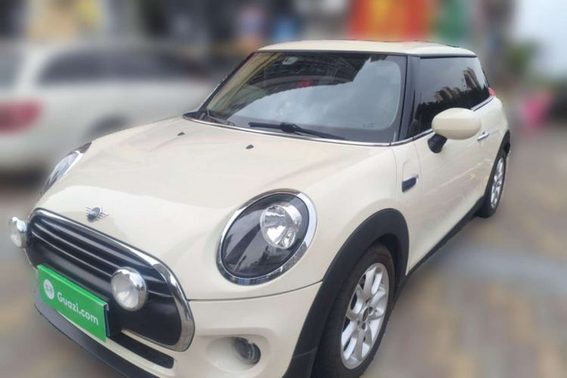 Used MINI 2019 1.5T ONE Front Left 45 Deg