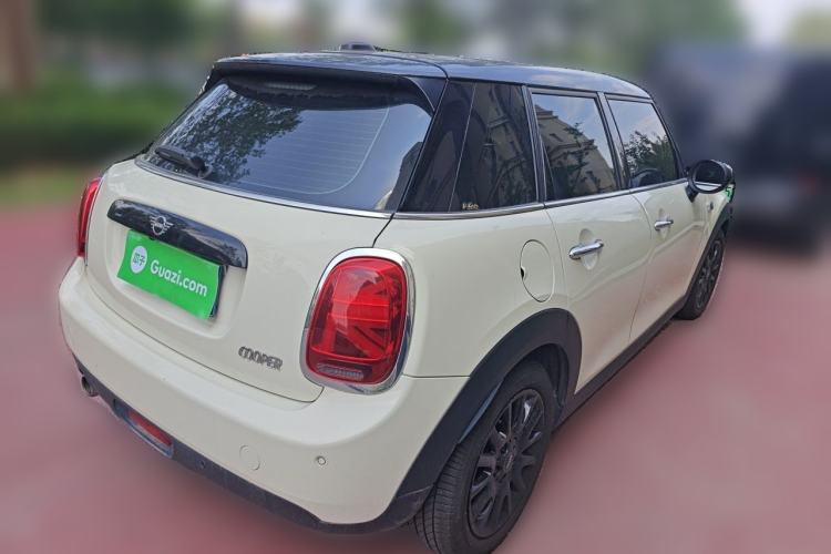 Used MINI 2019 1.5T COOPER Classic Edition Five-Door Version Rear Right 45 Deg