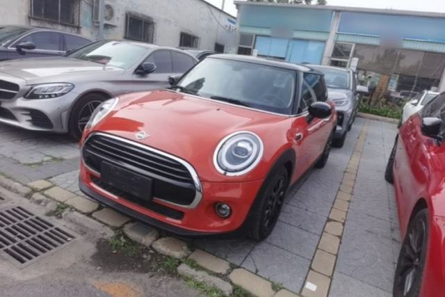 Used MINI 2019 1.5T COOPER Classic Edition