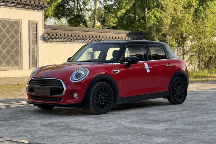 Used MINI 2019 1.5T COOPER Classic Edition Five-Door Version Guazi used car, China used car export, Used car for sale, Used cars, Cheapest cars for sale