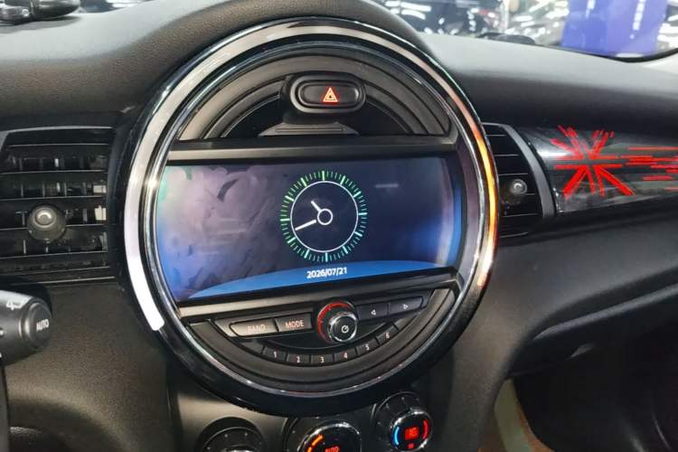 Used MINI 2019 1.5T COOPER Artist Audio And AC Panel