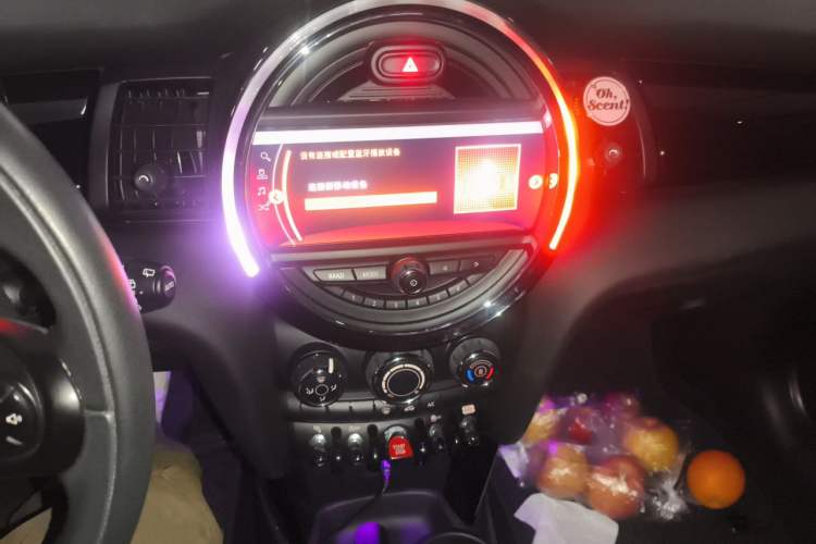Used MINI 2019 1.5T COOPER Classic Edition Audio And AC Panel