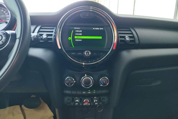 Used MINI 2019 1.5T ONE Audio And AC Panel
