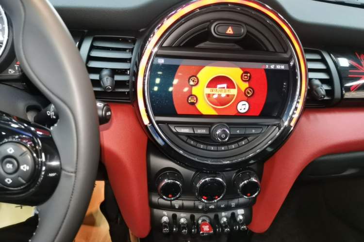 Used MINI 2019 1.5T COOPER Artist Audio And AC Panel