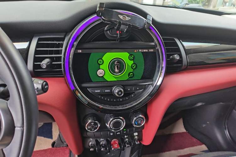 Used MINI 2019 1.5T COOPER Classic Edition Audio And AC Panel
