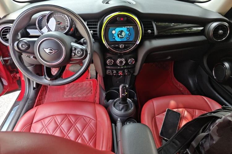 Used MINI 2019 1.5T ONE PLUS Center Console