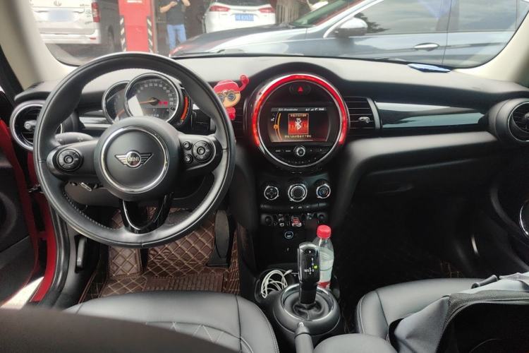Used MINI 2019 1.5T ONE PLUS Center Console