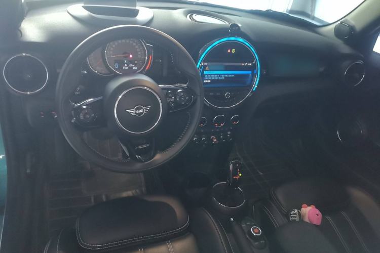 Used MINI 2019 1.5T COOPER CABRIO Temptation Edition Center Console
